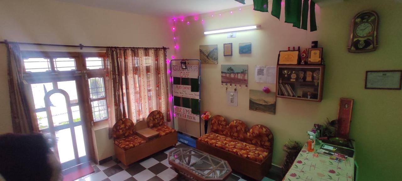Ritu Raj & Cafe Homestay *