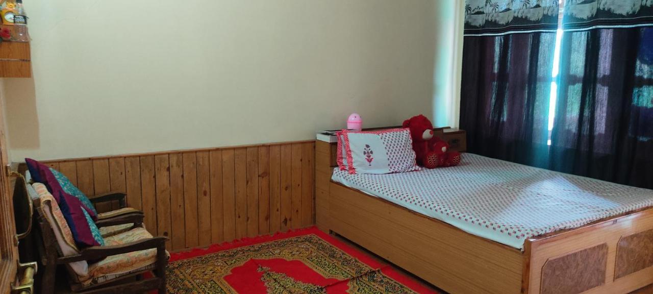 Homestay Ritu Raj & Cafe