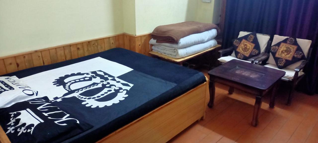Homestay Ritu Raj & Cafe