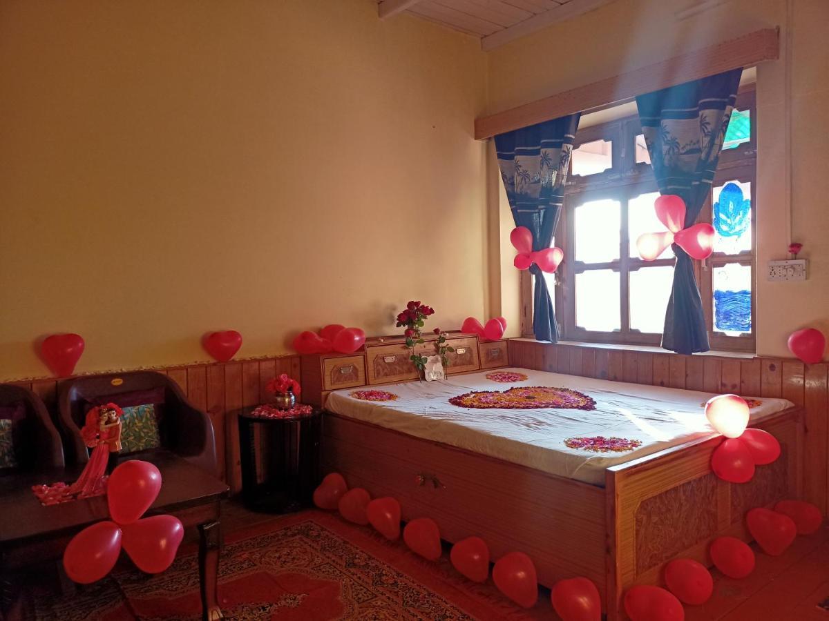 Homestay Ritu Raj & Cafe