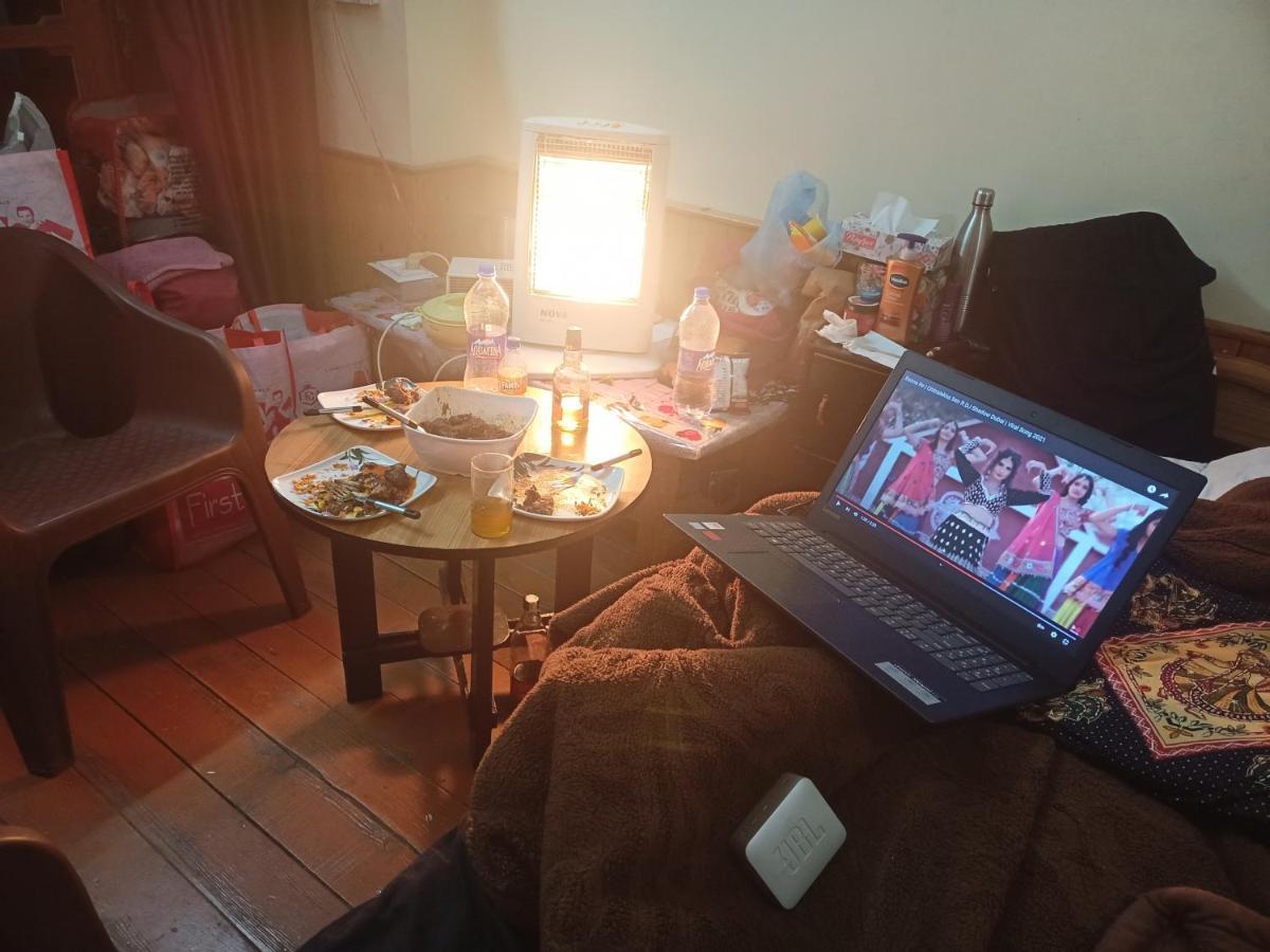 Ritu Raj & Cafe Homestay
