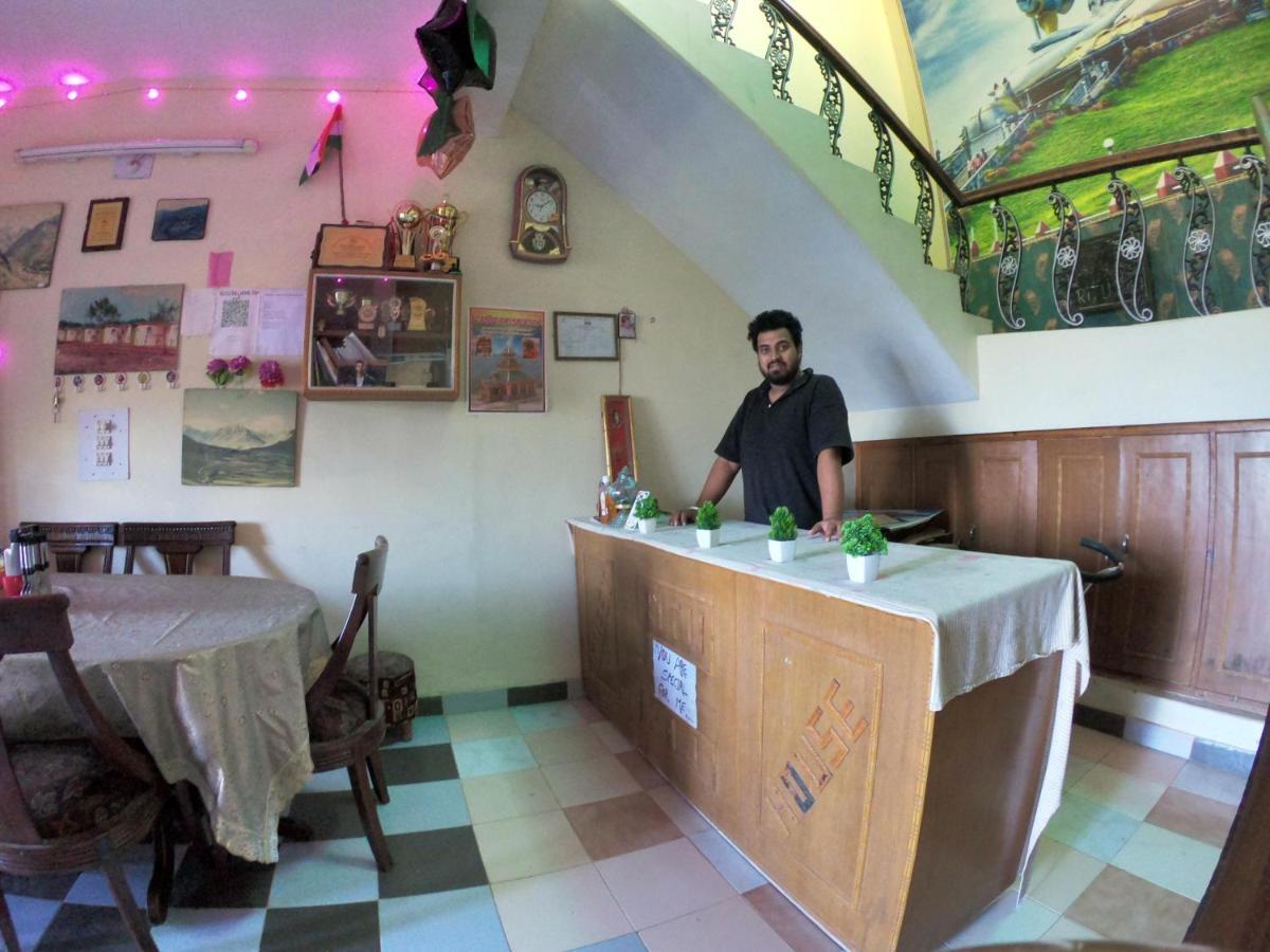 Ritu Raj & Cafe Homestay Malther